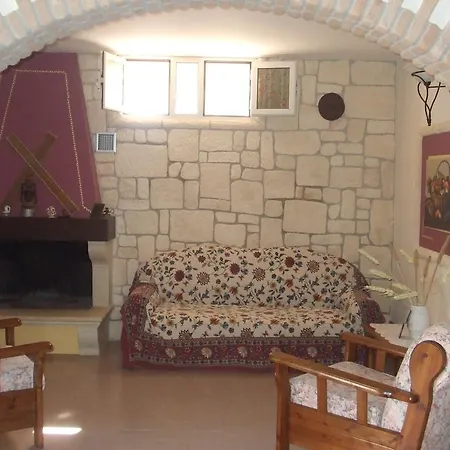 Guest house Casa Vacanza La Pajara Andrano